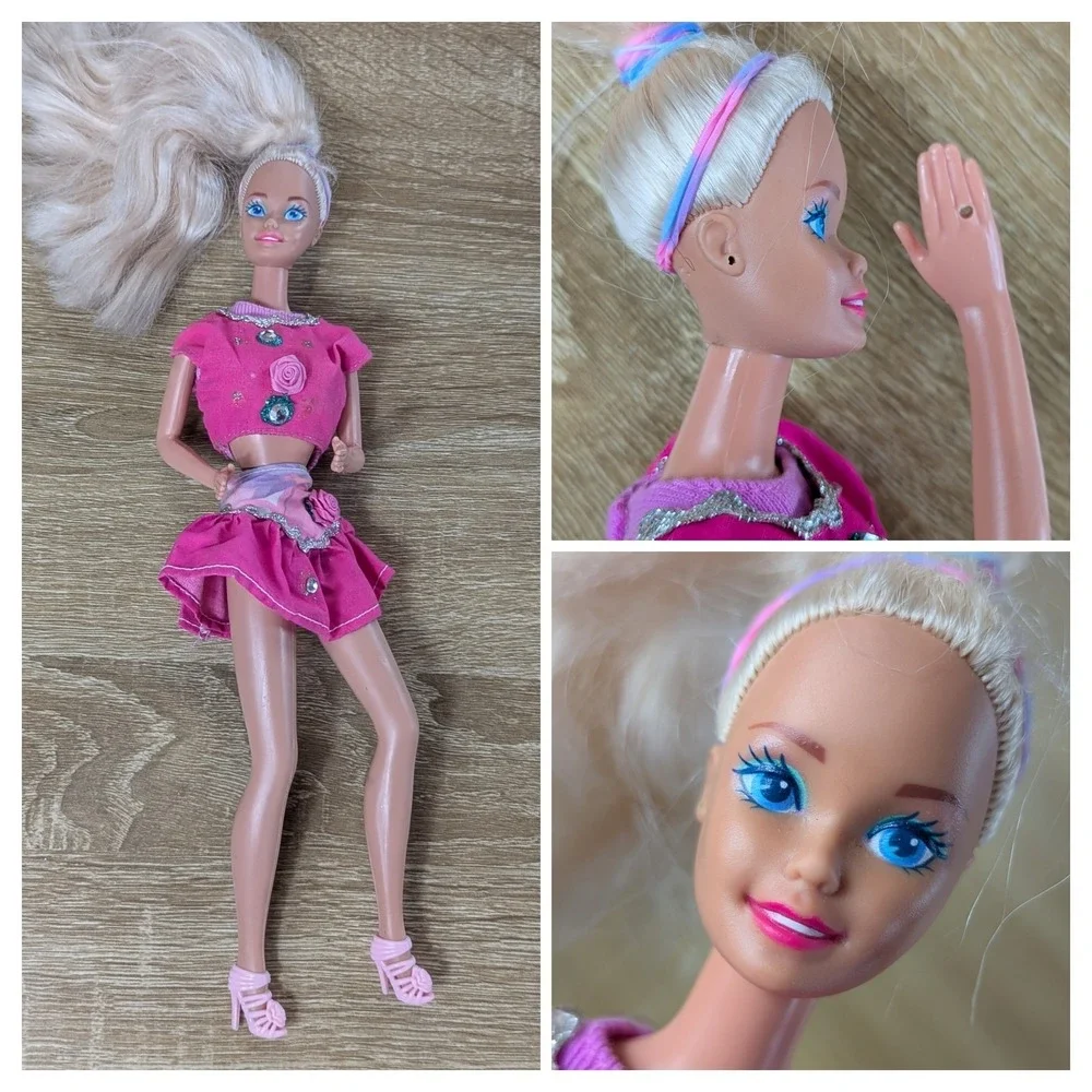 Vintage 1976 Mattel Twist n Turn Barbie Doll Blond Hair Blue Eyes Bend